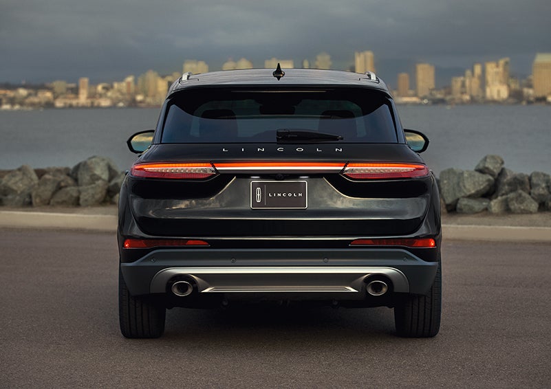 The rear lighting of the 2024 Lincoln Corsair® SUV spans the entire width of the vehicle. | Dave Sinclair Lincoln St. Peters in Saint Peters MO